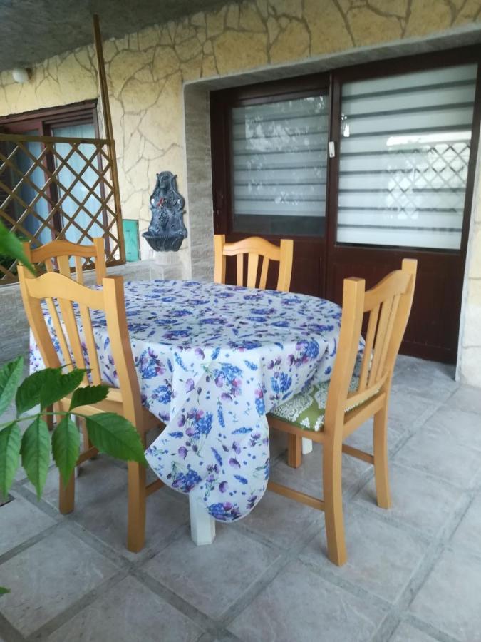 Studio Apartment Posavec Premantura Exterior foto